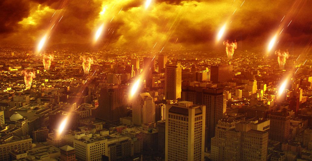 Eine k&uuml;nstlerische Darstellung einer Gro&szlig;stadt unter einem bedrohlichen, dunkelgelben Himmel, durchzogen von hellen Flammenkometen, die auf die Stadtgeb&auml;ude niedergehen, und Bildung eines atmosph&auml;rischen Lichts.