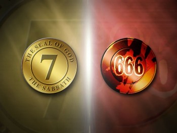 Ein Bild zeigt zwei kontrastierende Medaillons auf geteiltem Hintergrund. Auf der linken Seite befindet sich ein goldenes Medaillon mit der Aufschrift "Das Siegel Gottes 7 Der Sabbat", und auf der rechten Seite ein rotes Medaillon mit der Zahl "666" und einem Kreuzsymbol inmitten von Flammen.